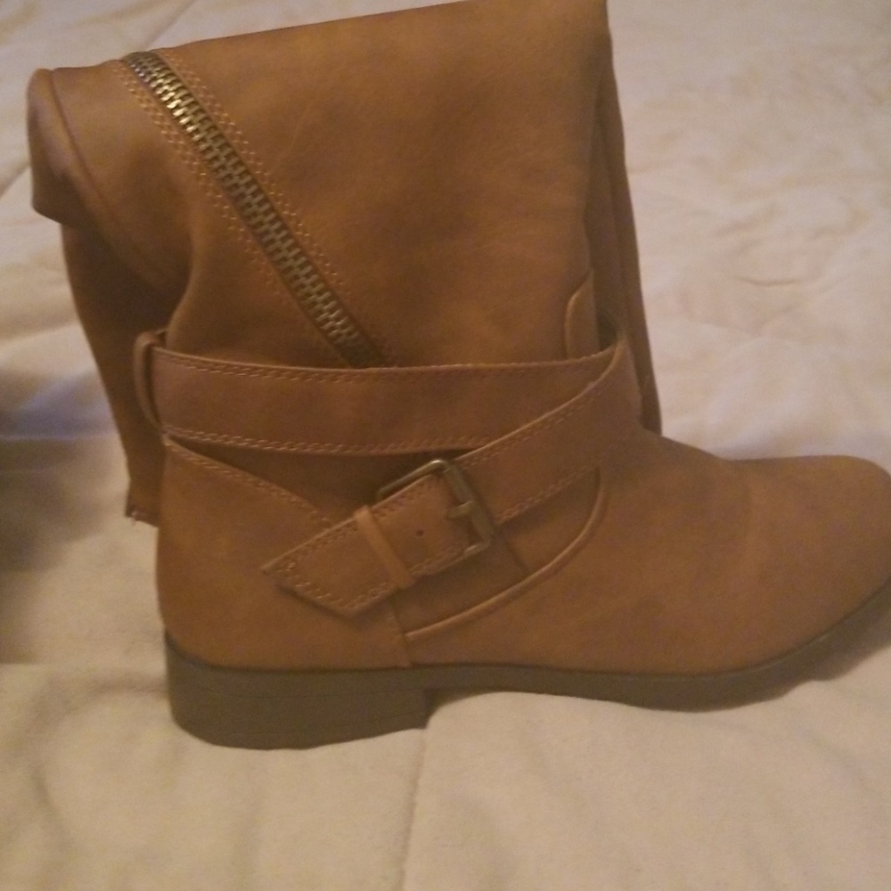 Brown tan boots ,